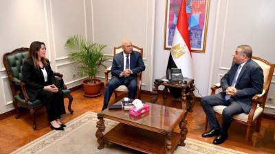وزير الصناعة والنقل يبحث مع شركة نستله مصر خطط الشركة بالسوق المصري
