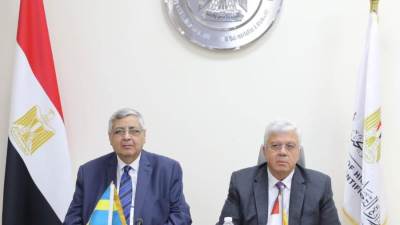 وزير التعليم العالي يلتقي سفير مملكة السويد بالقاهرة