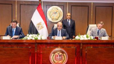 وزير العدل يشهد مراسم توقيع اتفاقية تسوية منازعات استثمار