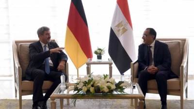 رئيس الوزراء ورئيس وزراء ولاية بافاريا الألمانية يترأسان جلسة مباحثات مُوسّعة