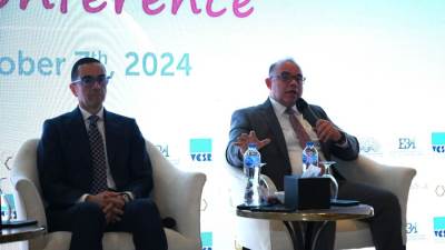 رئيس الرقابة المالية يشارك في جلسة نقاشية حول تمكين القطاع الخاص