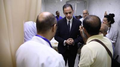 نائب وزير الصحة والسكان يتفقد مستشفى المنيرة العام