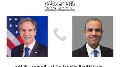 وزير الخارجية والهجرة يجري اتصالاً مع نظيره الأمريكي