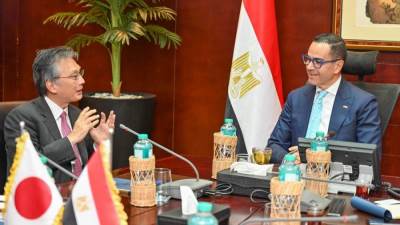 وزير الاستثمار يلتقي السفير الياباني وممثلي شركة يازاكي