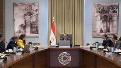 رئيس الوزراء يتابع موقف المرحلة الأولى من المبادرة الرئاسية حياة كريمة