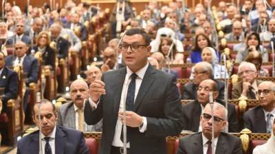 وزير الإسكان يشارك بجلسة مجلس الشيوخ لمناقشة مشروع تعديل بعض أحكام قانون البناء