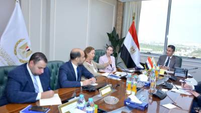 وزير التموين يستقبل وفد وكالة ضمان الاستثمارات متعددة الأطراف