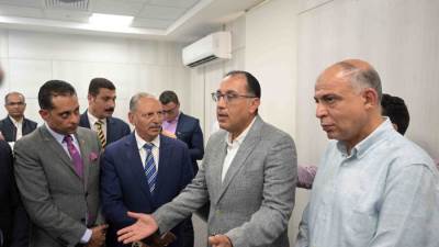 رئيس مجلس الوزراء يلتقي أعضاء الهيئة البرلمانية بالمنيا لمناقشة عدد من الملفات