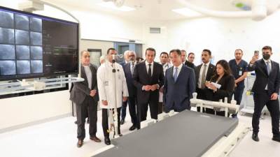 وزيرا الصحة المصري واليوناني يتفقدان مستشفى العاصمة الإدارية الجديدة