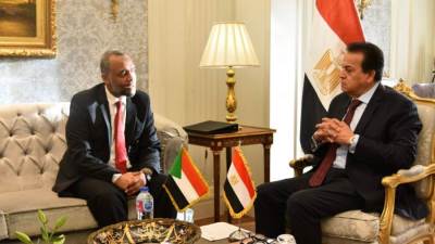 وزير الصحة يستقبل نظيره السوداني لبحث التعاون المشترك