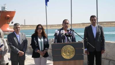 رئيس الوزراء يُدلي بتصريحات تليفزيونية عقب انتهاء جولته بمحافظة السويس