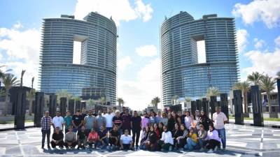 طلاب كلية الهندسة بجامعة فاروس يزورون مدينة العلمين الجديدة لتعزيز الخبرات العملية