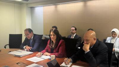 وزيرة التخطيط تعقد لقاءات ثنائية مكثفة مع مسئولي المؤسسات الدولية والحكومات