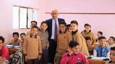 وزير التربية والتعليم يتفقد مدرسة الشهيد النبوى الابتدائية بمحافظة الغربية