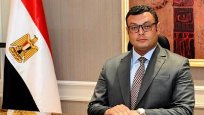 الشربيني يتابع سير العمل بمنظومة تقنين أوضاع الأراضي المضافة لمدينة العبور الجديدة