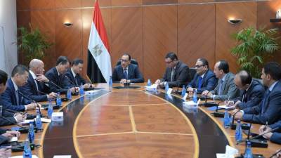 رئيس الوزراء يلتقي المدير العام ورئيس الشركة الصينية العامة للهندسة المعمارية "CSCEC"