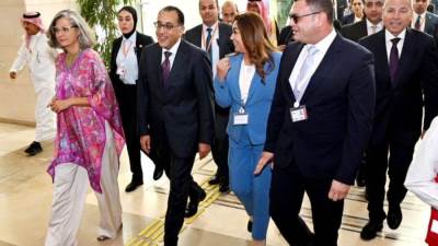 وزير الإسكان يشارك في فعاليات افتتاح المعرض المصاحب للمنتدى الحضرى العالمى