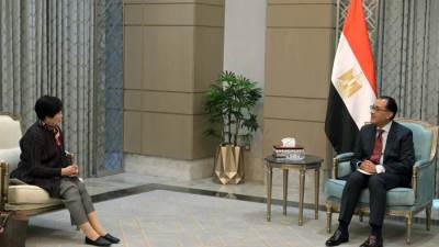 رئيس الوزراء يلتقي محافظ طوكيو لمناقشة ملفات التعاون المشتركة