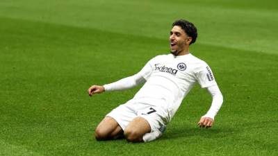 عمر مرموش.. الغزال المصري يواصل تحقيق الأرقام القياسية