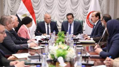 وزيرا الصحة والنقل يعقدان اجتماعًا لمتابعة تطورات منظومة الألبان الصناعية