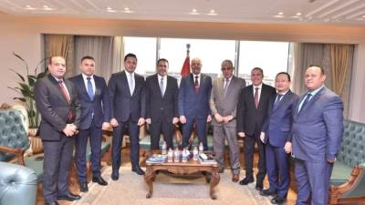 وزير العمل يستقبل وفدا من مجلس النواب وإتحاد شباب المصريين في الخارج