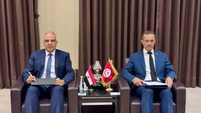 وزير الري يلتقى وزير الموارد المائية التونسي