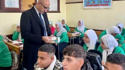 وزير التعليم يتابع انتظام العملية التعليمية في مدارس محافظة بني سويف
