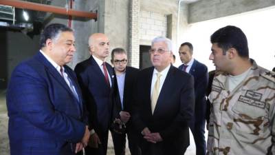 وزير التعليم العالي يتفقد منشآت وتجهيزات المدينة الطبية بجامعة عين شمس