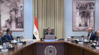 رئيس الوزراء يُتابع ملفات العمل لجهاز تنمية المشروعات المتوسطة والصغيرة