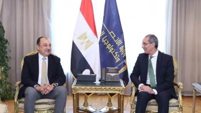 وزيرا الاتصالات وقطاع الأعمال يبحثان تنفيذ مشروع تطبيق نظام تخطيط موارد المؤسسات "ERP"