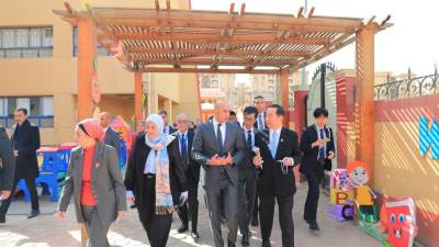 وزير التعليم ووزير الشؤون الخارجية اليابانى يتفقدان المدرسة المصرية اليابانية بزهراء مدينة نصر