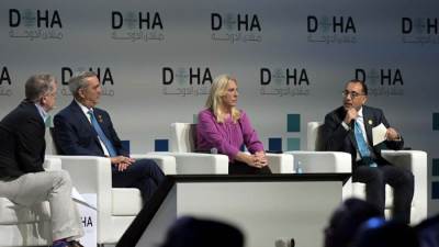 رئيس الوزراء يشارك في جلسة نقاشية بعنوان آفاق التعاون في عالم مُنقسم