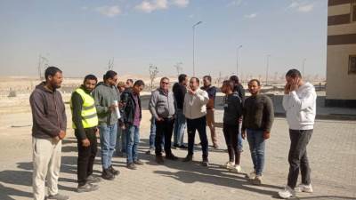 جهاز مدينة 15 مايو يُكثف أعمال الكهرباء بمواقع وحدات سكن لكل المصريين