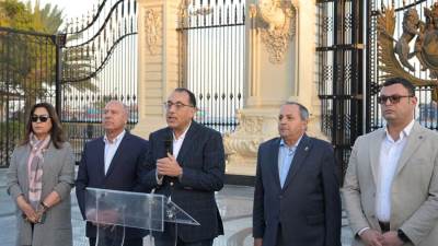 مدبولى يؤكد توجيه الرئيس السيسى الدائم باستمرار البناء والتنمية والتطوير