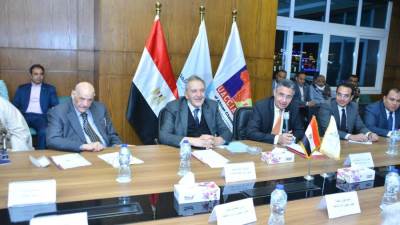 وزير التموين يتابع استقرار منظومة الخبز وتحسين جودة الرغيف مع شعبة المخابز