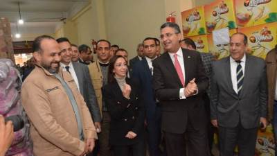 وزير التموين ومحافظ البحيرة يتفقدان مخازن الشركة العامة لتجارة الجملة بمركز دمنهور