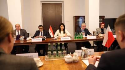 وزيرة التخطيط والتعاون الدولي تعقد جلسة مباحثات موسعة مع نظيرها البولندي