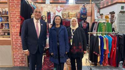 وزيرة التضامن تتفقد جناح ديارنا المشارك في معرض تراثنا 2024