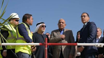 رئيس الوزراء يفتتح محطة أبيدوس 1 للطاقة الشمسية