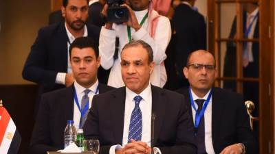 وزير الخارجية والهجرة يشارك في اجتماع لجنة الاتصال العربية