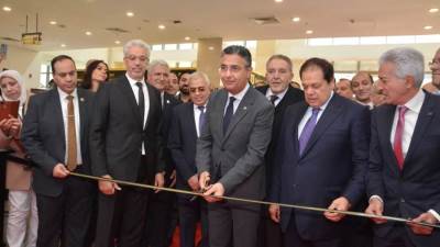 وزير التموين يفتتح معرض “نبيو” للذهب والمجوهرات 2024