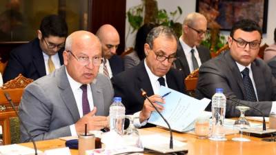 وزير الخارجية والهجرة يترأس اجتماع اللجنة العُليا للهجرة