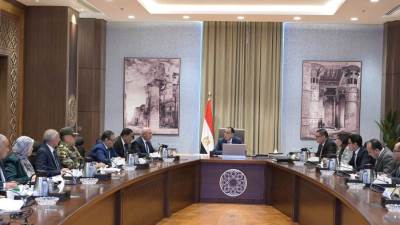 رئيس الوزراء يتابع الموقف التنفيذي لأعمال تطوير مدينة رأس الحكمة