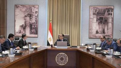 رئيس الوزراء يلتقي رئيس شركة فوربس جلوبال هولدنج والوفد المرافق له