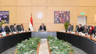 وزير الإسكان يتابع موقف تقنين وتوفيق الأوضاع بالأراضي المضافة لأحوزة المدن الجديدة