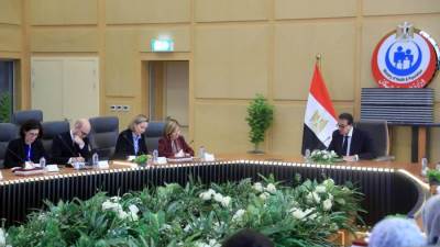 وزير الصحة يبحث مع نائب رئيس بنك الاستثمار الأوروبي سبل تعزيز التعاون