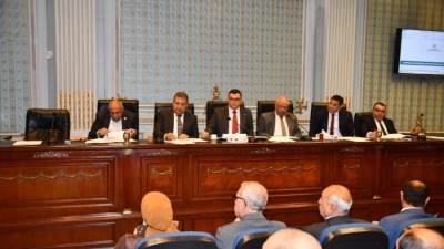 وزير الإسكان يناقش الموقف الحالي لمشروعات الخطة الاستثمارية 2024/2025