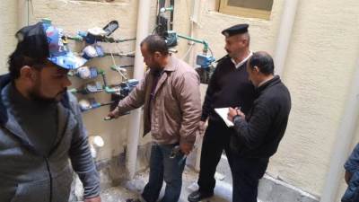 حملات مكبرة لإزالة وصلات مياه الخلسة وتحصيل المتأخرات بدمياط الجديدة