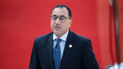رئيس الوزراء يصل المحلة الكبرى لتفقد مصانع الغزل والنسيج