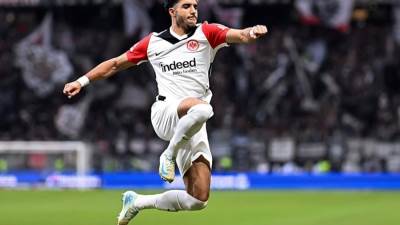 ديلي ميل: مانشستر سيتي يخطط للتعاقد مع مرموش لدعم الفريق